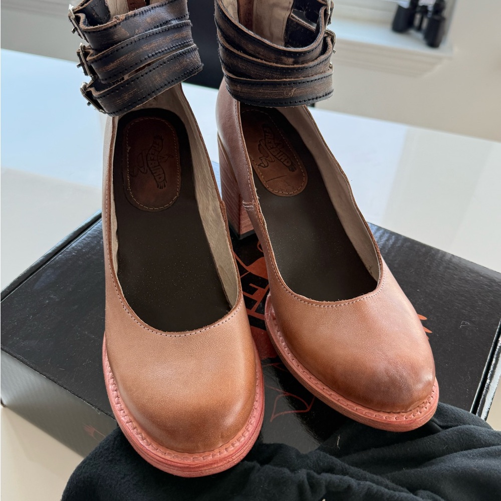 Freebird Brown and Black Chunky Heel Pumps - Picture 2 of 5